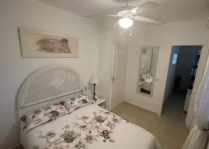 Вилла Sunny Florida Торевьиа